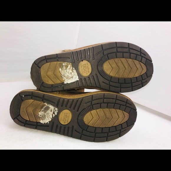 UGG Australia Boots - Picture 8 of 11